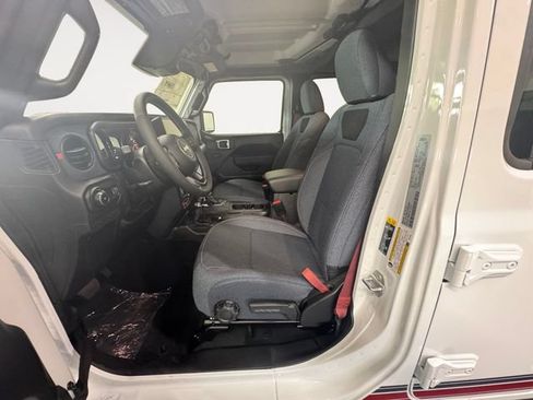 New 2026 Jeep Wrangler Unlimited Sport w/ Dual Top Group AWD/4WD image 8
