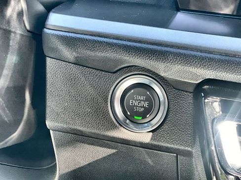 Certified 2026 Chevrolet Traverse LT w/ Driver Confidence Package image 9