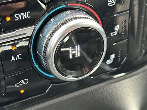 Used 2023 GMC Sierra 1500 SLT w/ SLT Premium Plus Package image 30