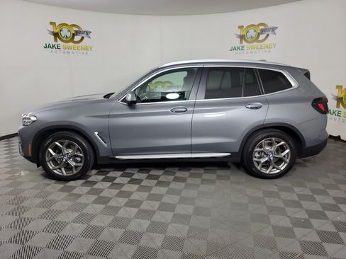 Used 2024 BMW X3 xDrive30i w/ Premium Package AWD/4WD image 2