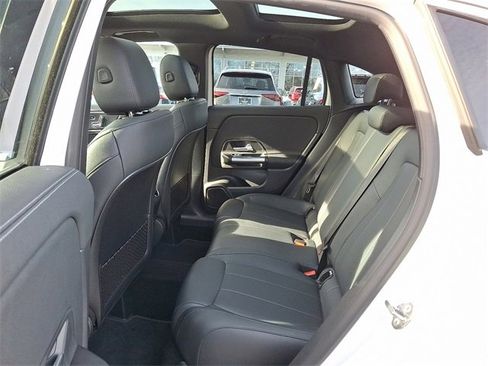 Certified 2022 Mercedes-Benz GLA 250 4MATIC w/ Premium Package Lite image 10