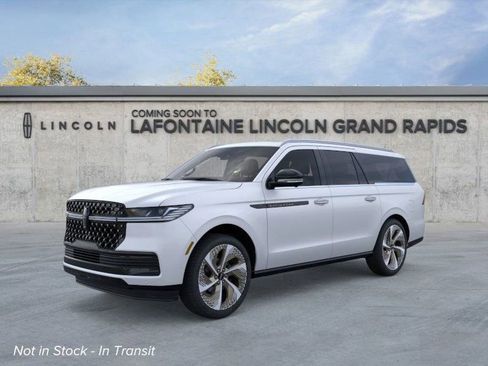 New 2026 Lincoln Navigator L Black Label AWD/4WD image 1