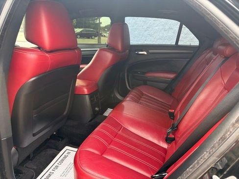 Used 2013 Chrysler 300 S AWD/4WD image 15