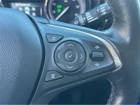 Used 2020 Buick Envision Essence image 22