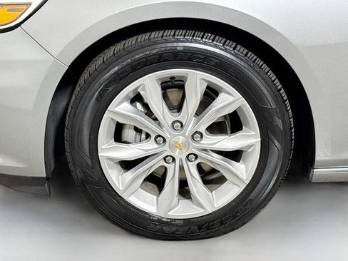 Certified 2025 Chevrolet Malibu LT FWD image 29