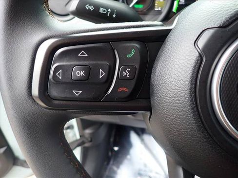 Used 2024 Jeep Wrangler Unlimited w/ Technology Group AWD/4WD image 13