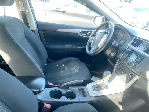 Used 2015 Nissan Sentra S FWD image 4