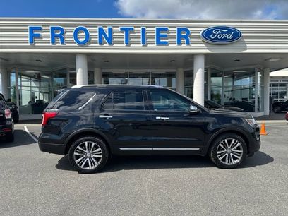 Used 2017 Ford Explorer Platinum