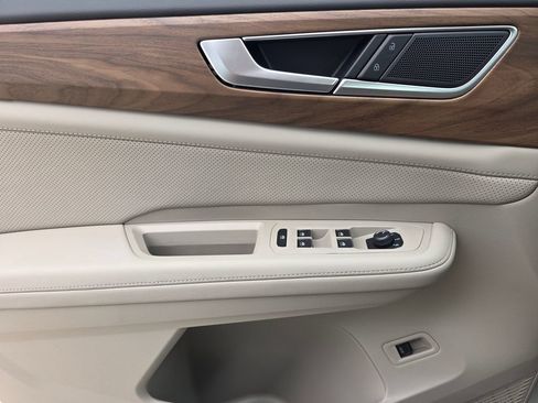 New 2026 Volkswagen Atlas SE FWD image 18