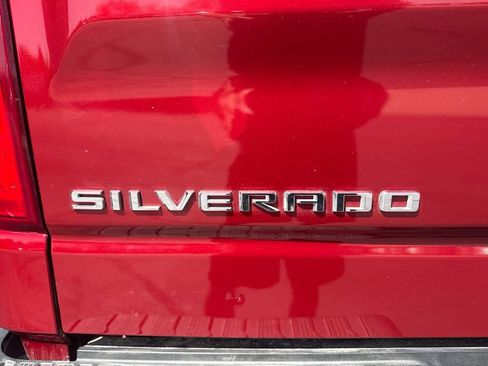 Used 2021 Chevrolet Silverado 1500 LTZ w/ LTZ Premium Package AWD/4WD image 15