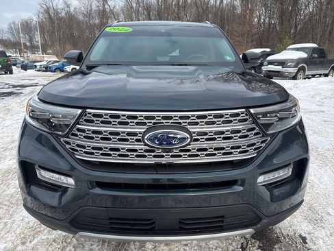 Used 2022 Ford Explorer Limited w/ Limited Technology Package image 2