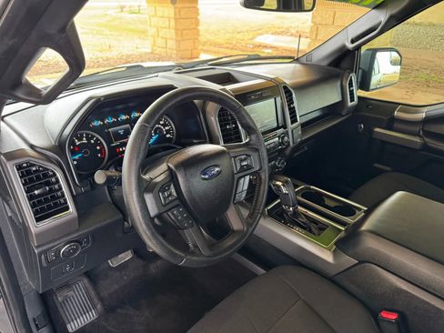 Used 2015 Ford F150 XLT w/ Equipment Group 302A Luxury image 12