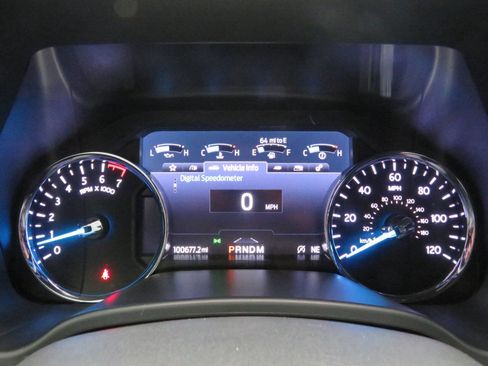 Used 2020 Ford Expedition Max XLT w/ Equipment Group 202A image 19