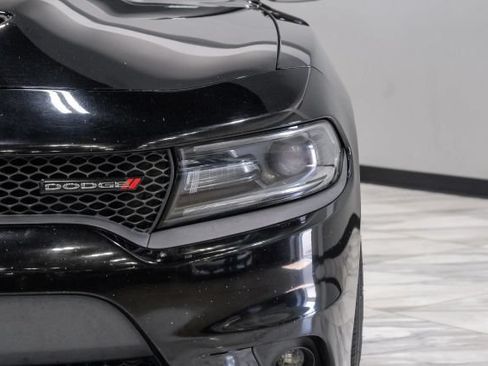 Used 2019 Dodge Charger R/T w/ Plus Group RWD image 44