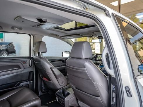 Used 2020 Honda Odyssey Elite image 25