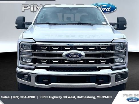 New 2026 Ford F250 XLT w/ XLT Premium Package image 3