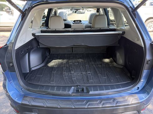 Used 2021 Subaru Forester Limited AWD/4WD image 32