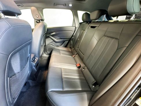 Used 2025 Audi Q6 e-tron Premium w/ Convenience Package image 22