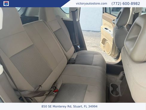 Used 2008 Jeep Compass Sport FWD image 15