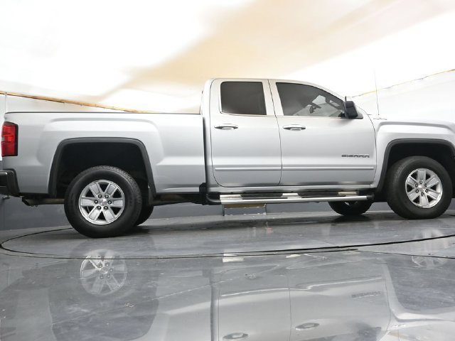 Used 2018 GMC Sierra 1500 SLE w/ SLE Value Package AWD/4WD image 35