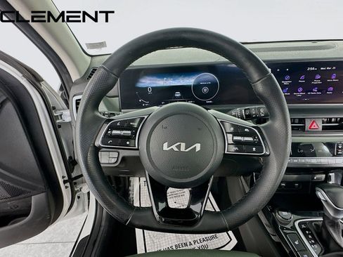 Used 2024 Kia Seltos SX image 14