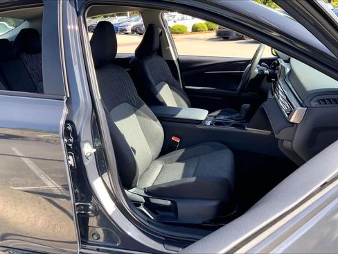 Used 2025 Toyota Camry LE FWD image 9