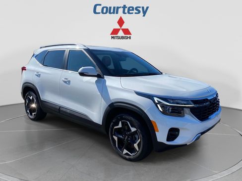 Used 2024 Kia Seltos EX AWD/4WD image 8