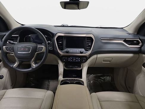 Used 2021 GMC Acadia Denali w/ Denali Technology Package image 10
