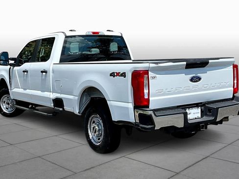 Used 2024 Ford F250 XL w/ XL Chrome Package image 11