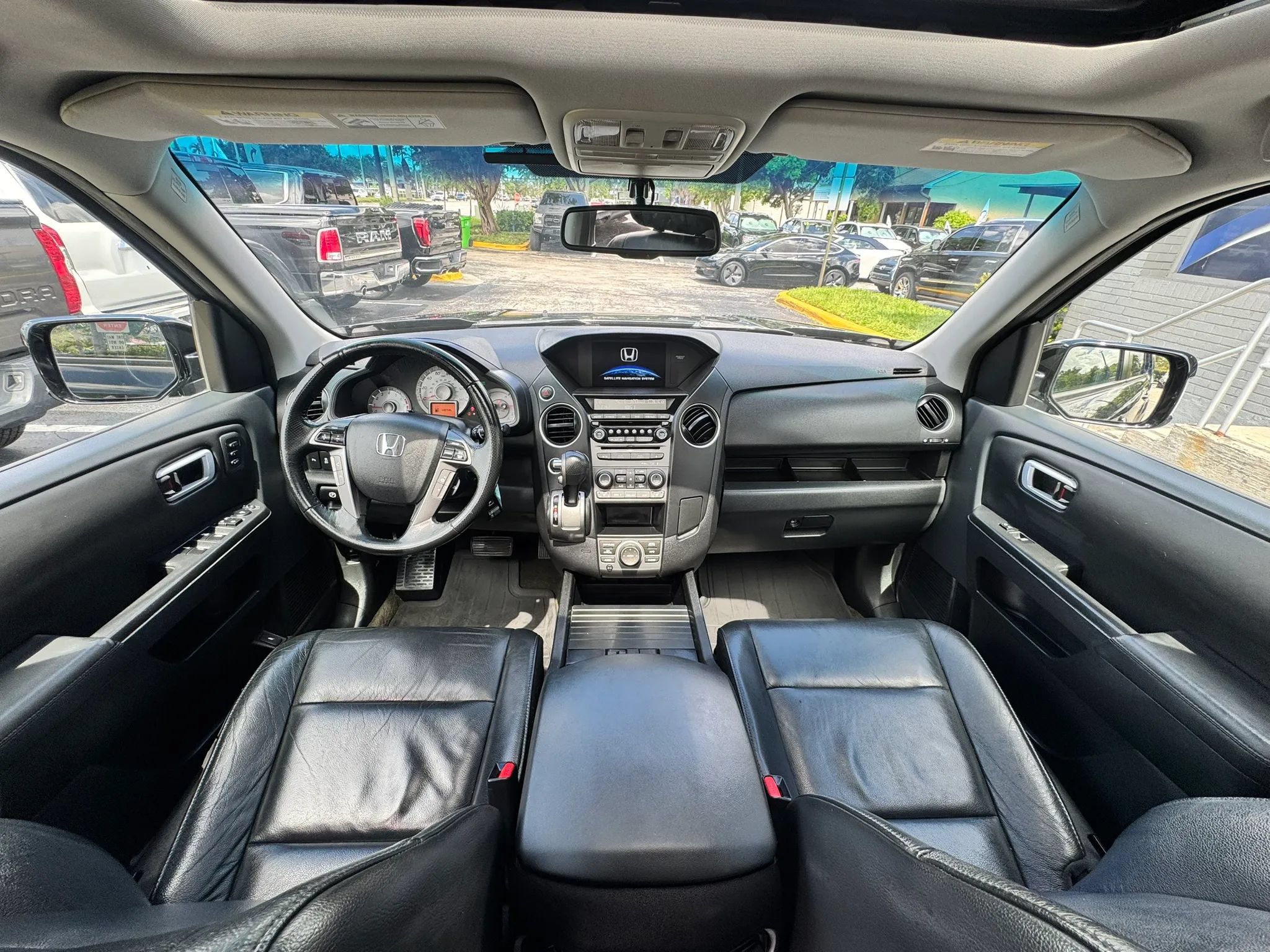 Used 2015 Honda Pilot Touring image 14
