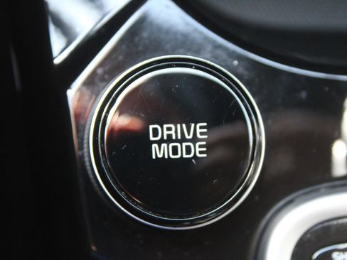 Certified 2023 Kia Seltos S w/ Navigation Package FWD image 34