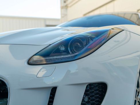 Used 2017 Jaguar F-TYPE R AWD/4WD image 5