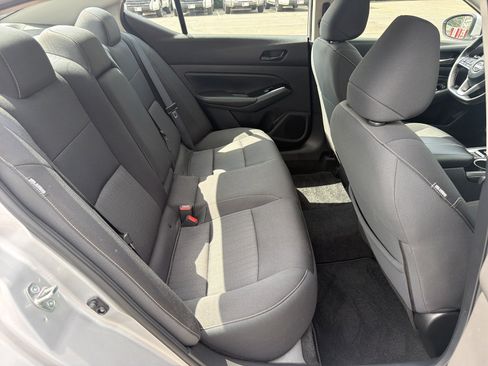 Used 2023 Nissan Altima 2.5 SV w/ SV Premium Package AWD/4WD image 39