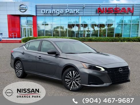 New 2026 Nissan Altima 2.5 SV AWD/4WD image 1