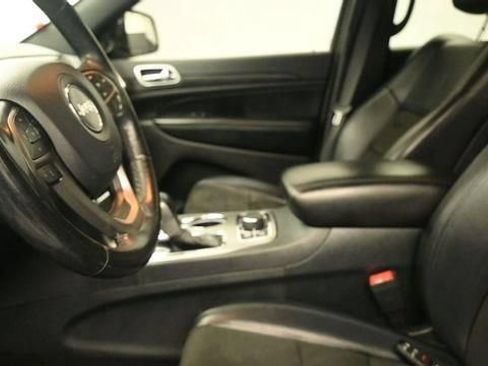 Used 2020 Jeep Grand Cherokee Altitude AWD/4WD image 20