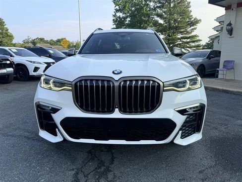 Used 2022 BMW X7 M50i AWD/4WD image 2