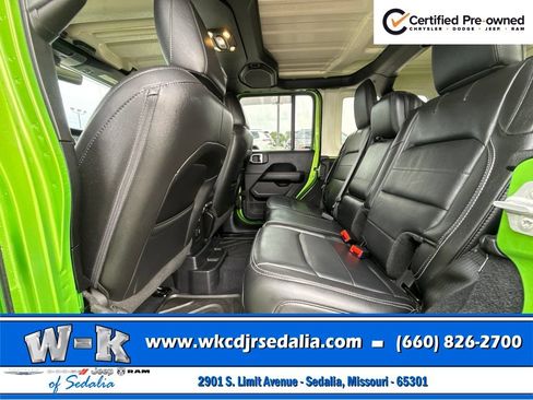 Used 2019 Jeep Wrangler Unlimited Sahara AWD/4WD image 21