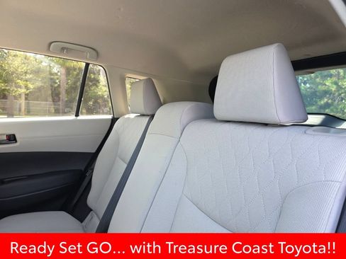 Certified 2025 Toyota Corolla Cross L FWD image 22
