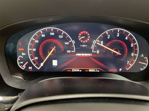 Used 2019 BMW M550i xDrive w/ Premium Package image 12