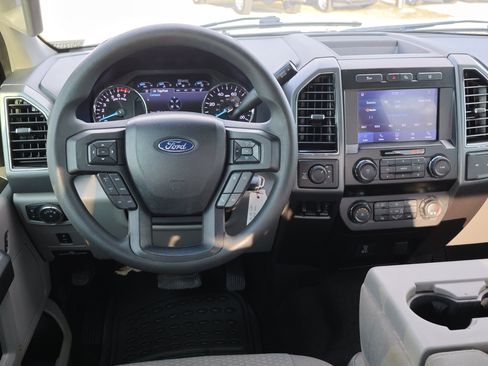 Certified 2020 Ford F250 XLT w/ Tremor Off-Road Package image 26