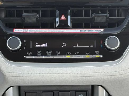 Certified 2025 Toyota Corolla Cross L AWD/4WD image 24