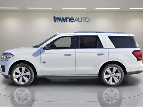 Used 2023 Ford Expedition King Ranch image 2