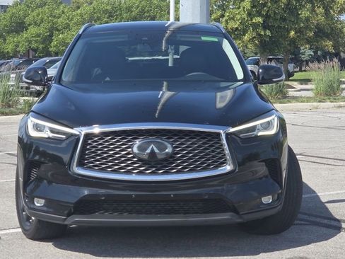 Used 2019 INFINITI QX50 Essential w/ Premium Heat Package AWD/4WD image 3