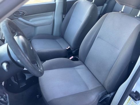 Used 2007 Ford Focus S image 10