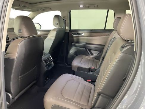 New 2026 Volkswagen Atlas SEL image 4