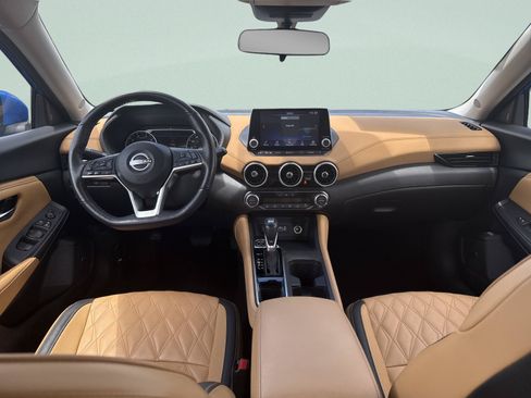 Used 2025 Nissan Sentra SV w/ SV Premium Package FWD image 25