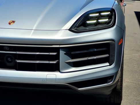 New 2026 Porsche Cayenne AWD/4WD image 12