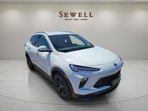 New 2026 Buick Encore GX Sport Touring w/ Comfort Package image 7