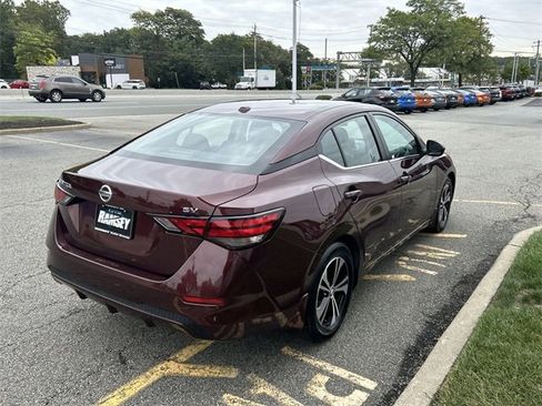 Certified 2022 Nissan Sentra SV w/ Trunk Package image 8