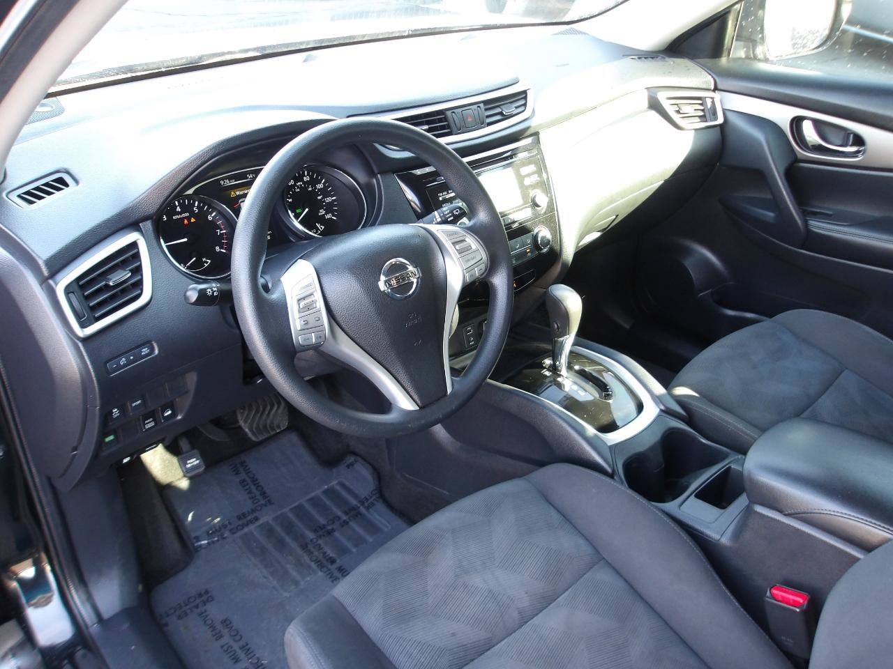 Used 2016 Nissan Rogue S AWD/4WD image 9